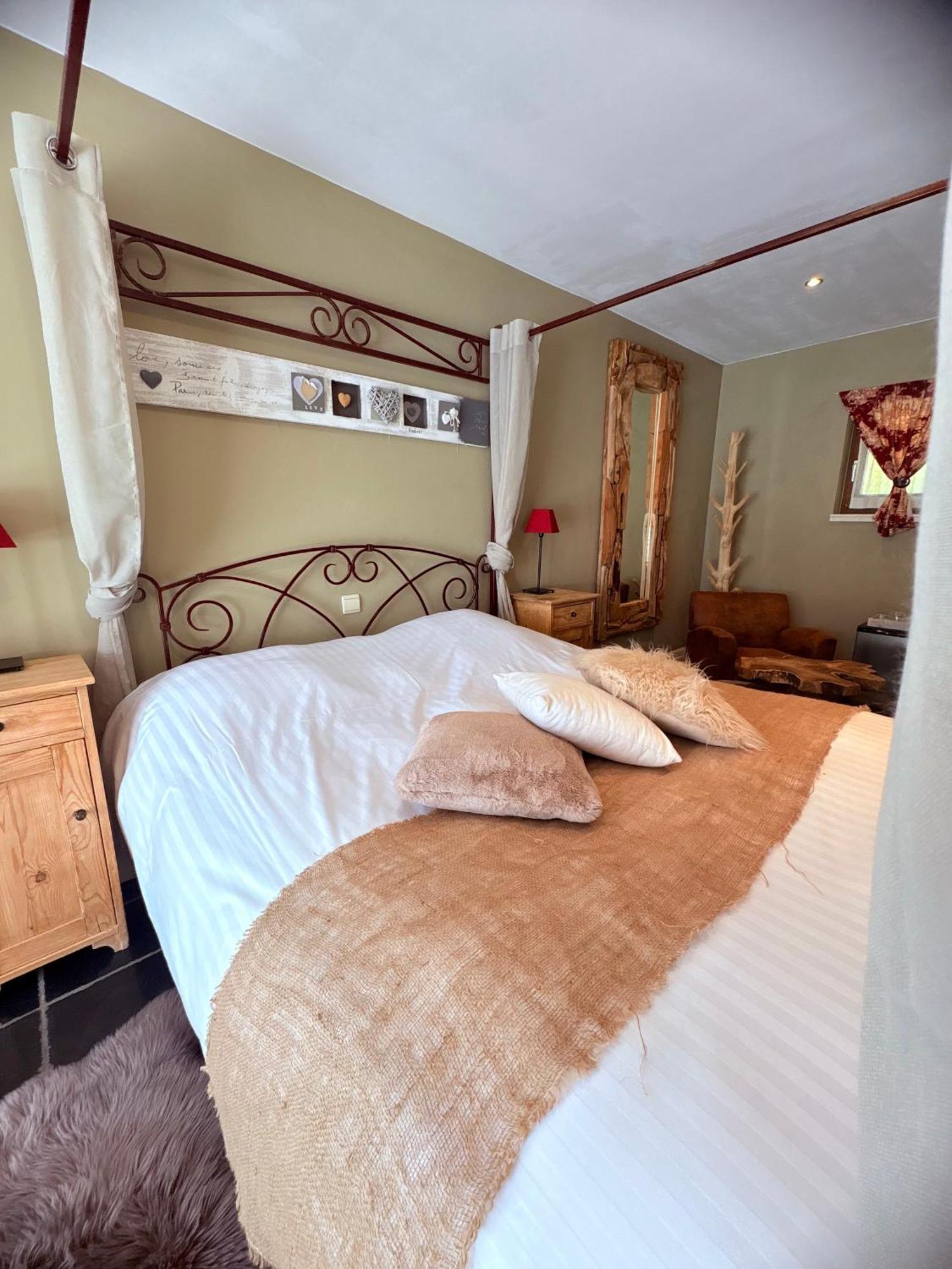 Comme A La Ferme Bed & Breakfast Durbuy Exterior photo